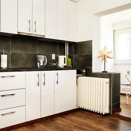 City Place Apartments Belgrado Esterno foto