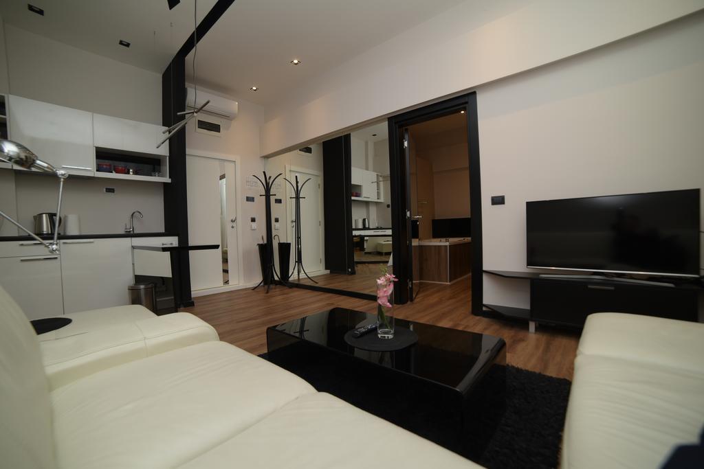 City Place Apartments Belgrado Esterno foto
