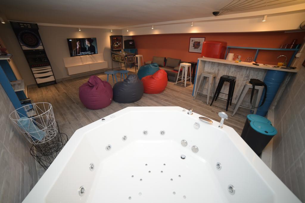 City Place Apartments Belgrado Esterno foto